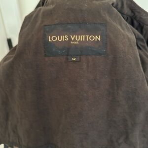 LOUIS VUITTON Men’s Jacket 52 needs fix